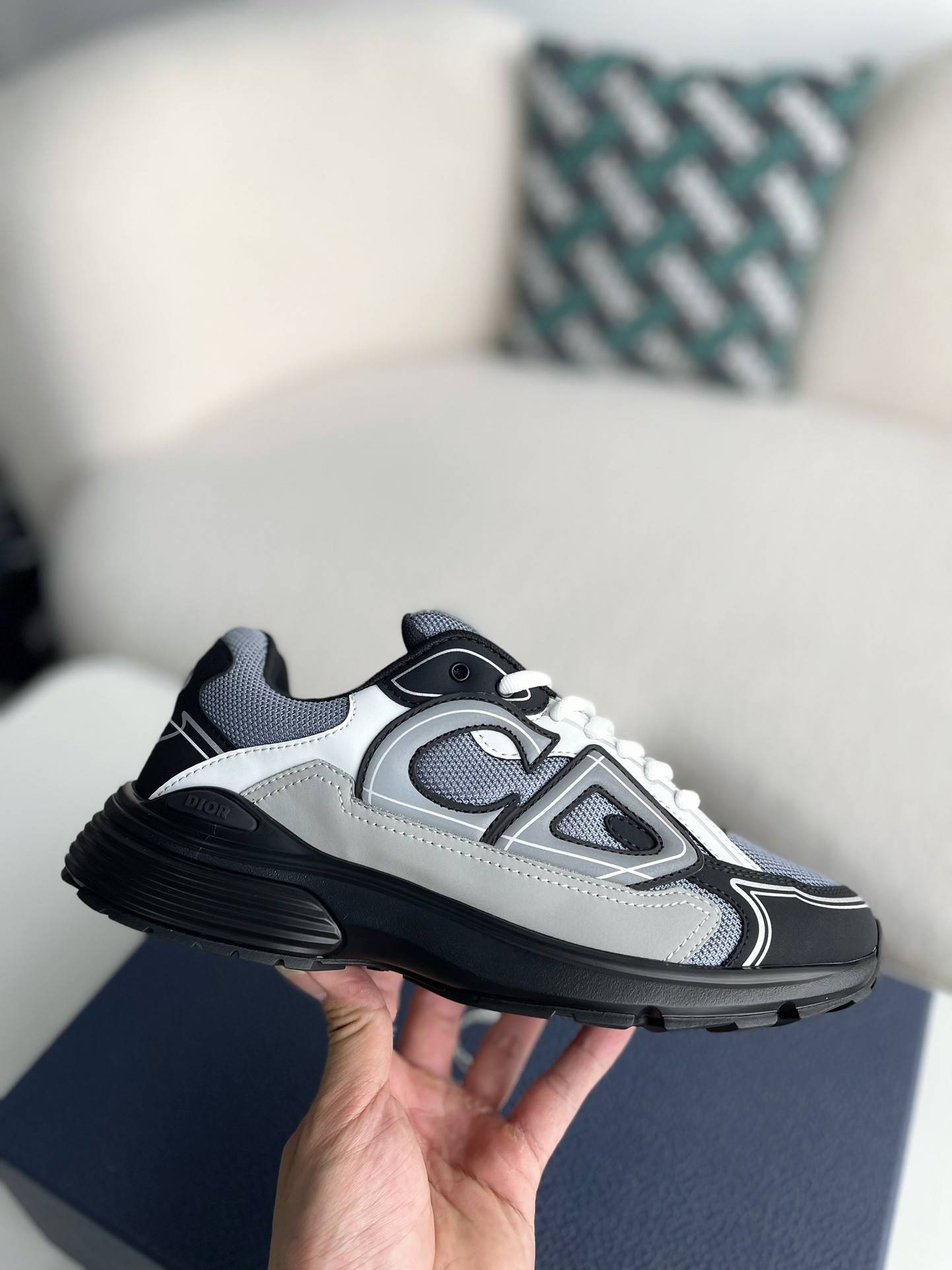 D*OR B30 New Sneaker