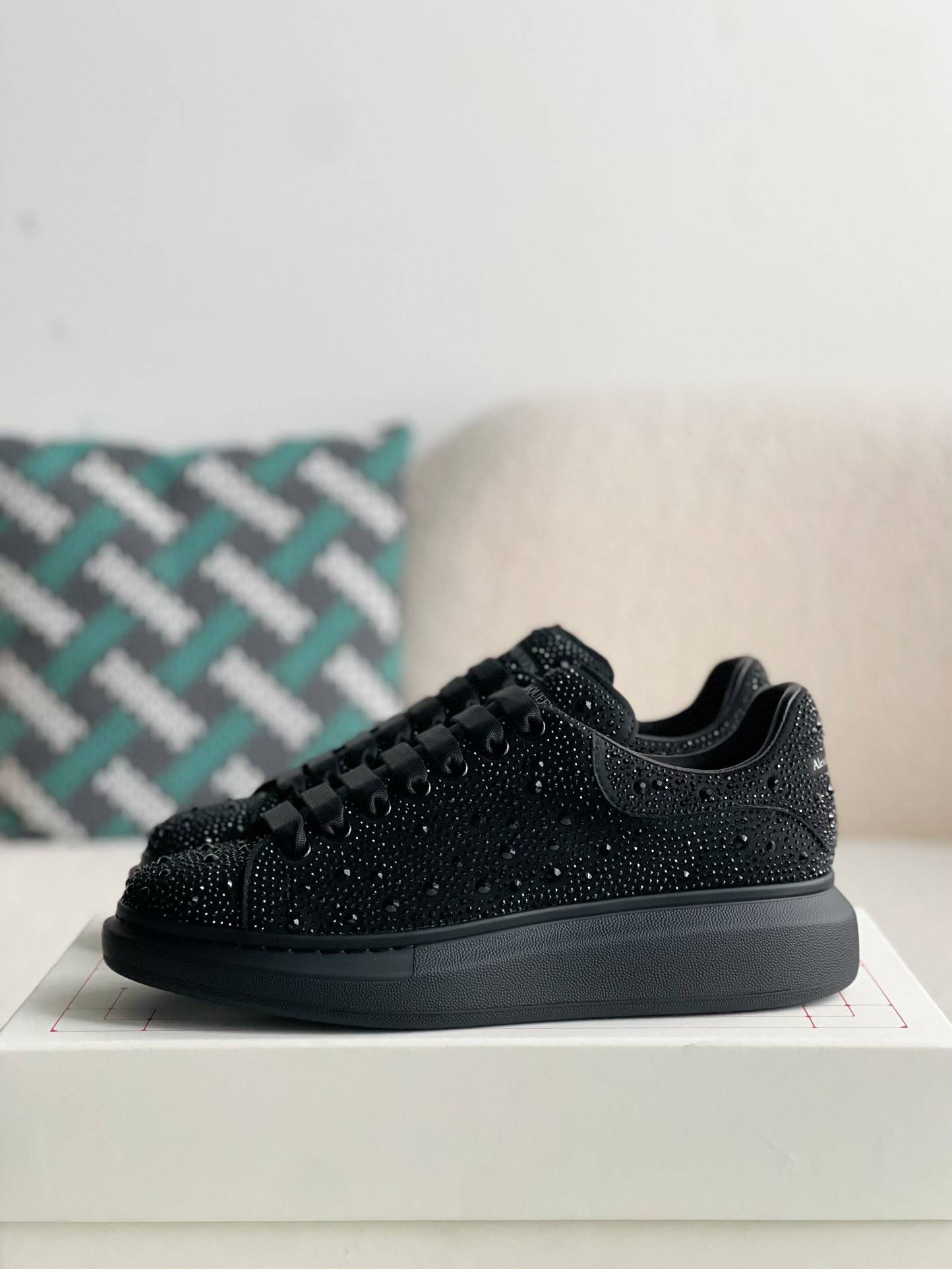 Alexander McQueen  Sneakers