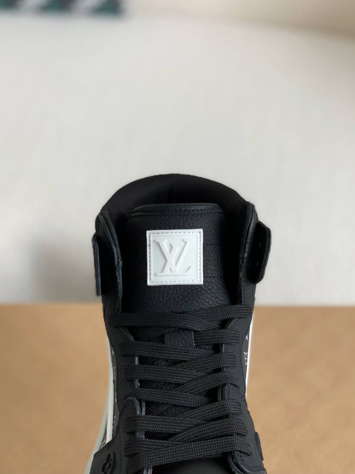 L*V x Nike Air Jorda 1 High AJ1 Sneakers