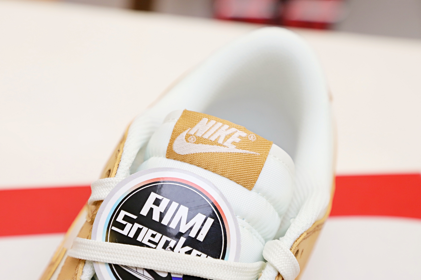 WMNS DUNK LOW 