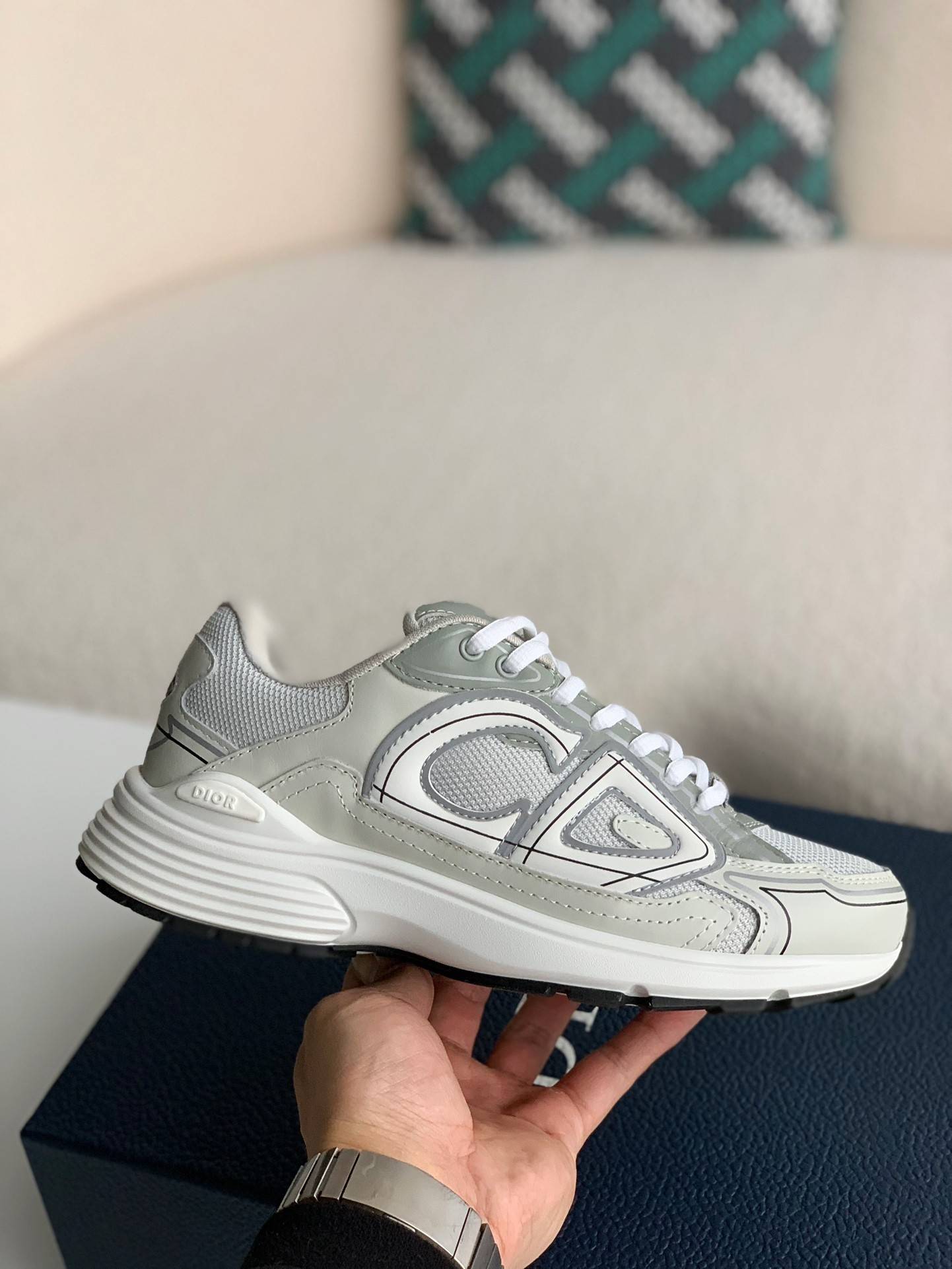 D*OR B57 New Sneaker