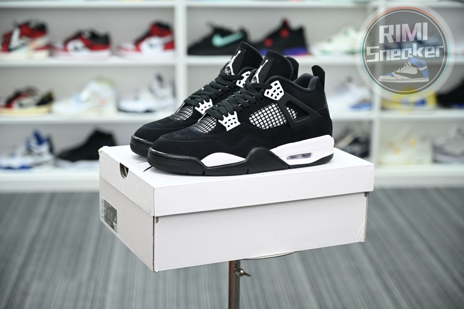 Jordan Air Jordan 4 Retro "White Thunder"