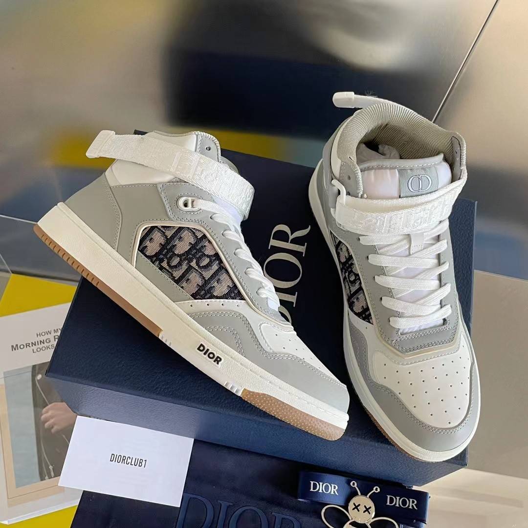 D*OR HIGH LEVEL B27 Sneaker