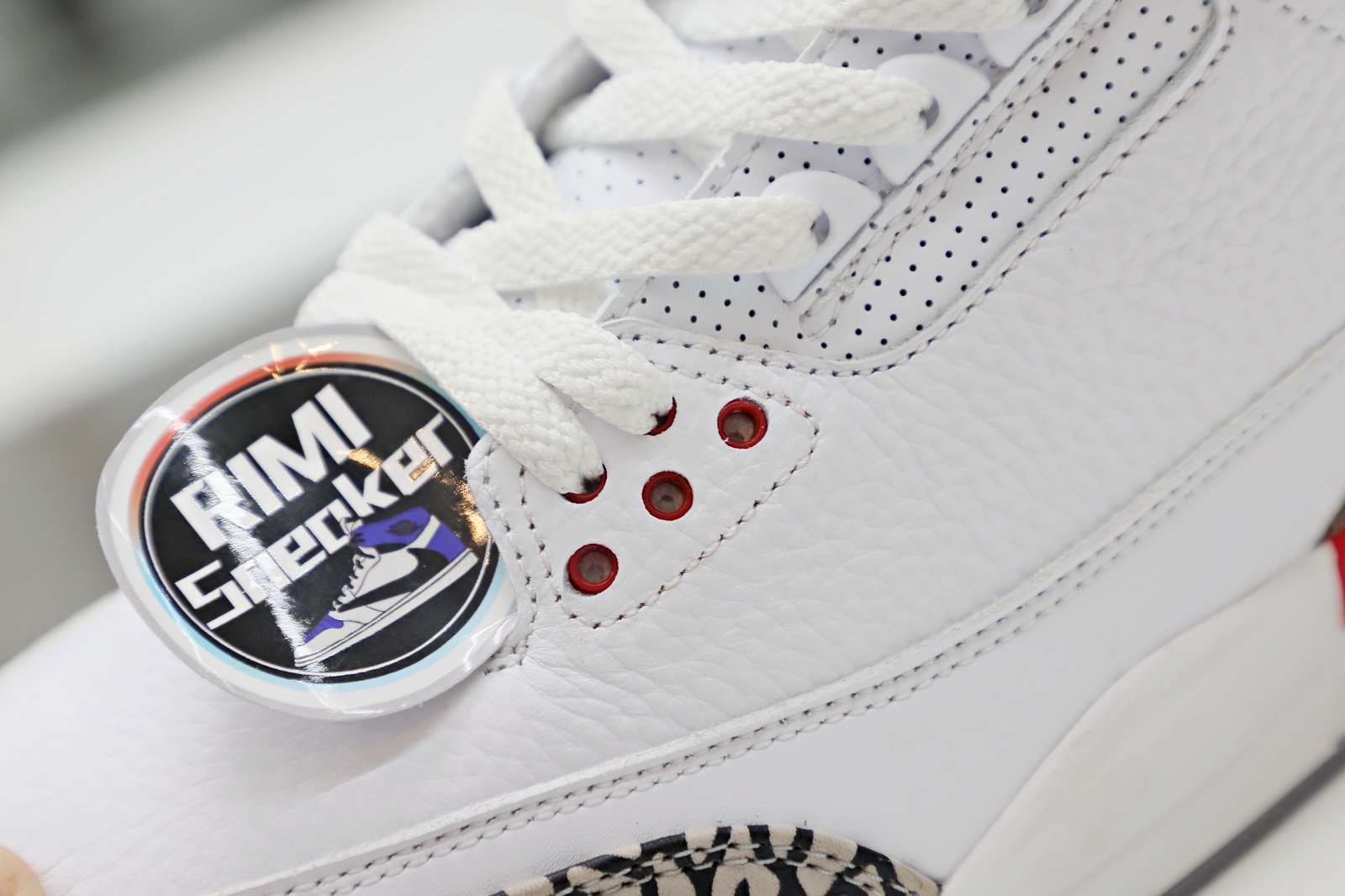 AIR JORDAN 3 RETRO