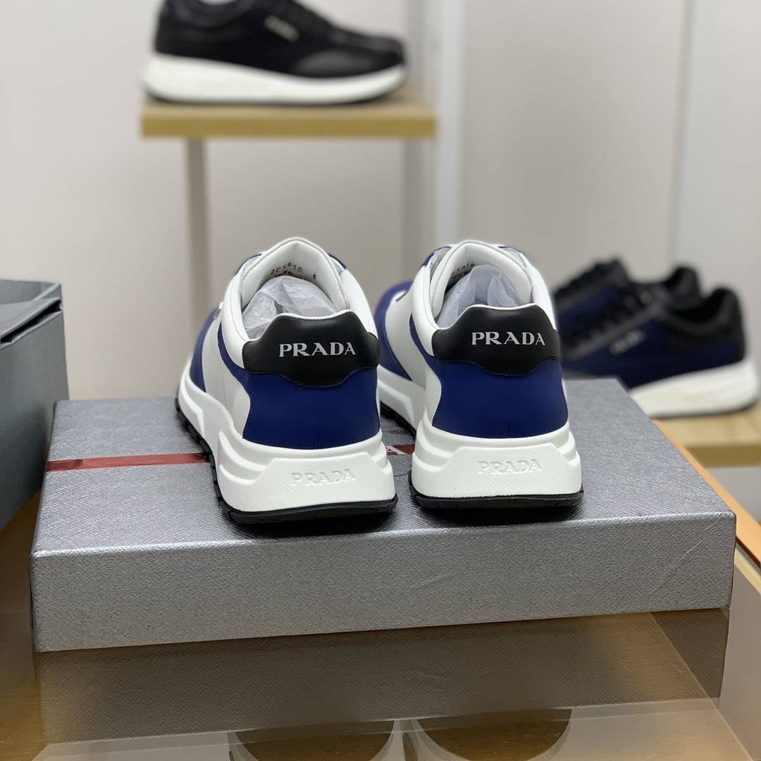 P*DA Sneakers