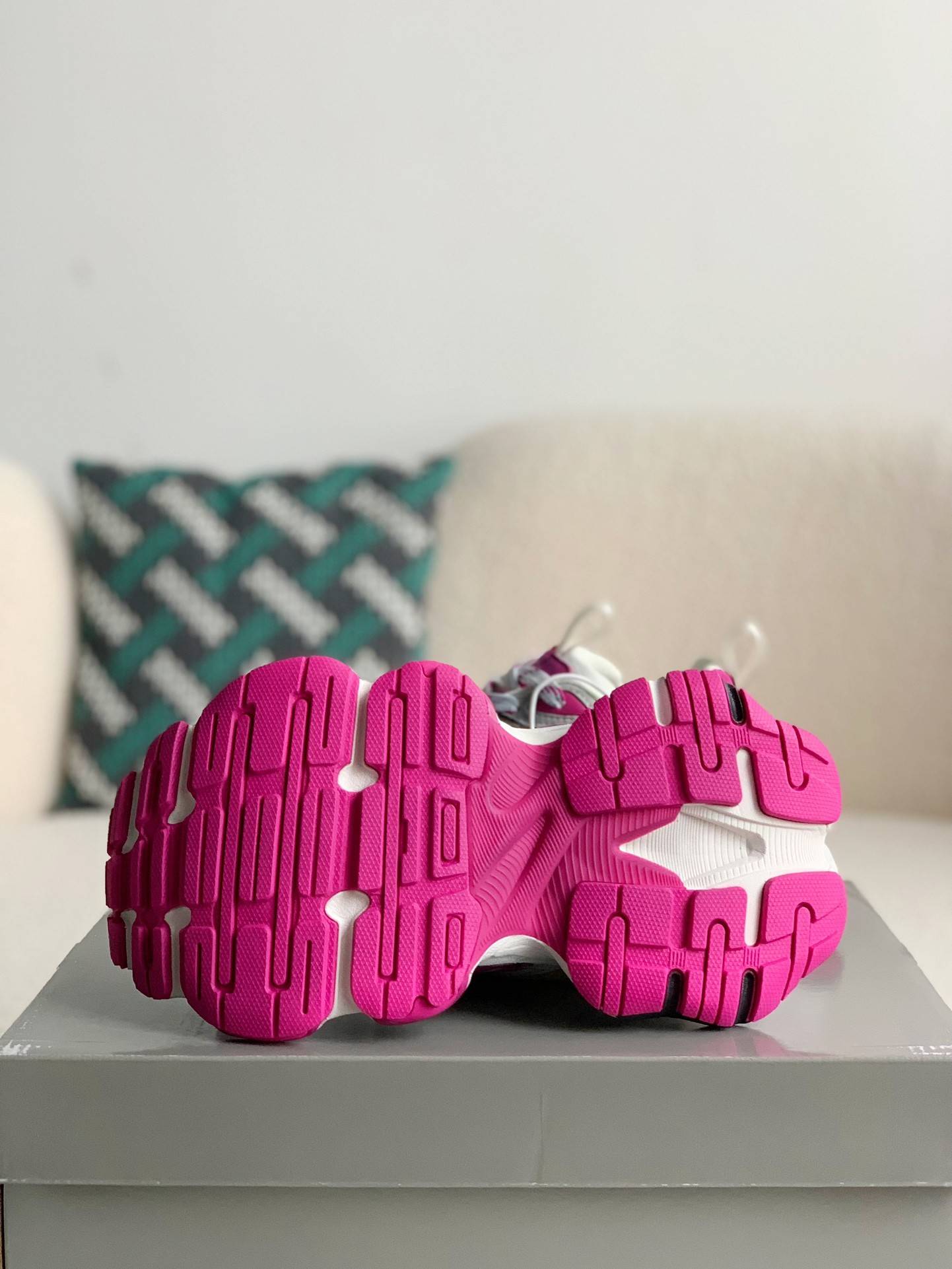 BLCG Runner Sneaker