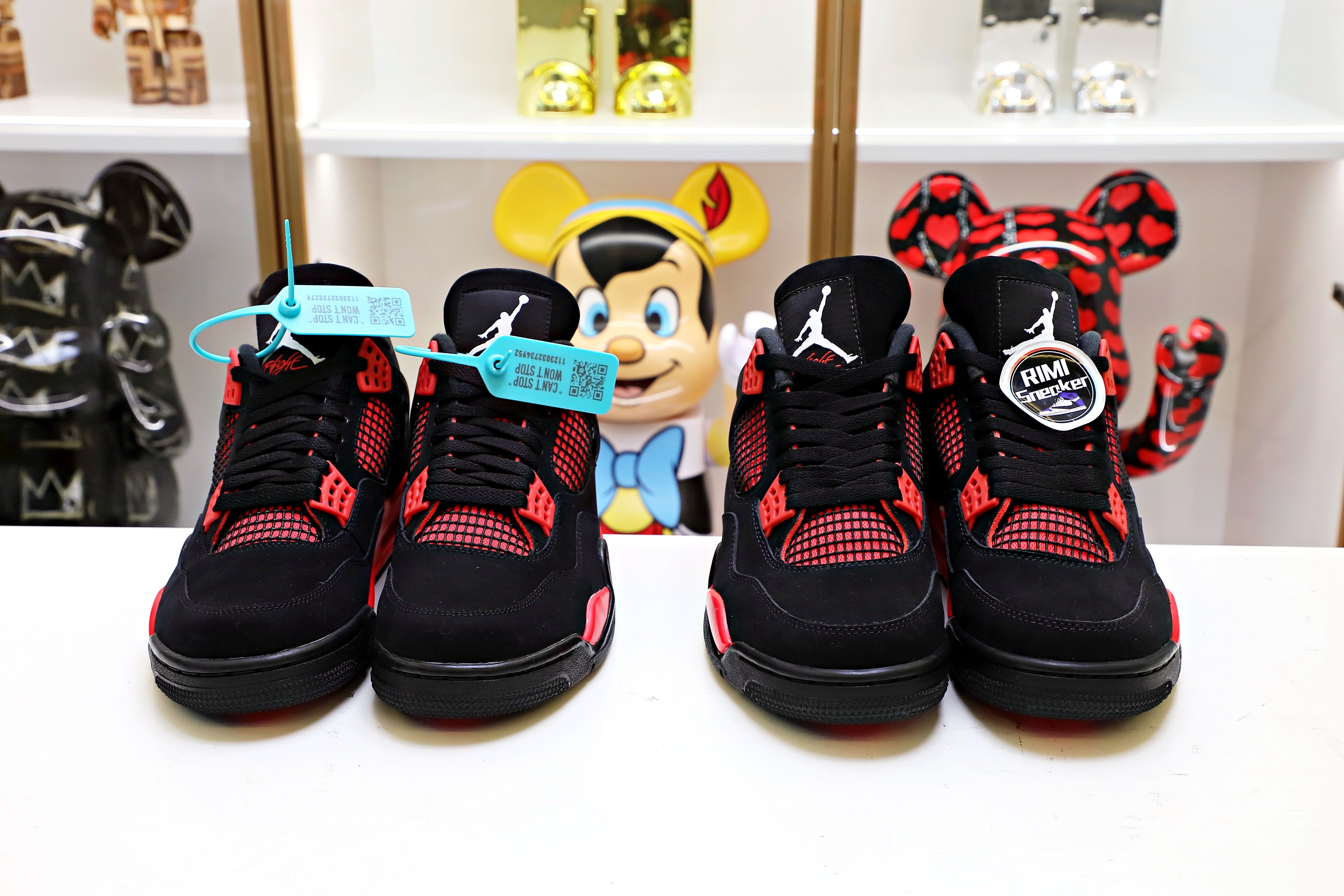 AIR JORDAN 4 RETRO