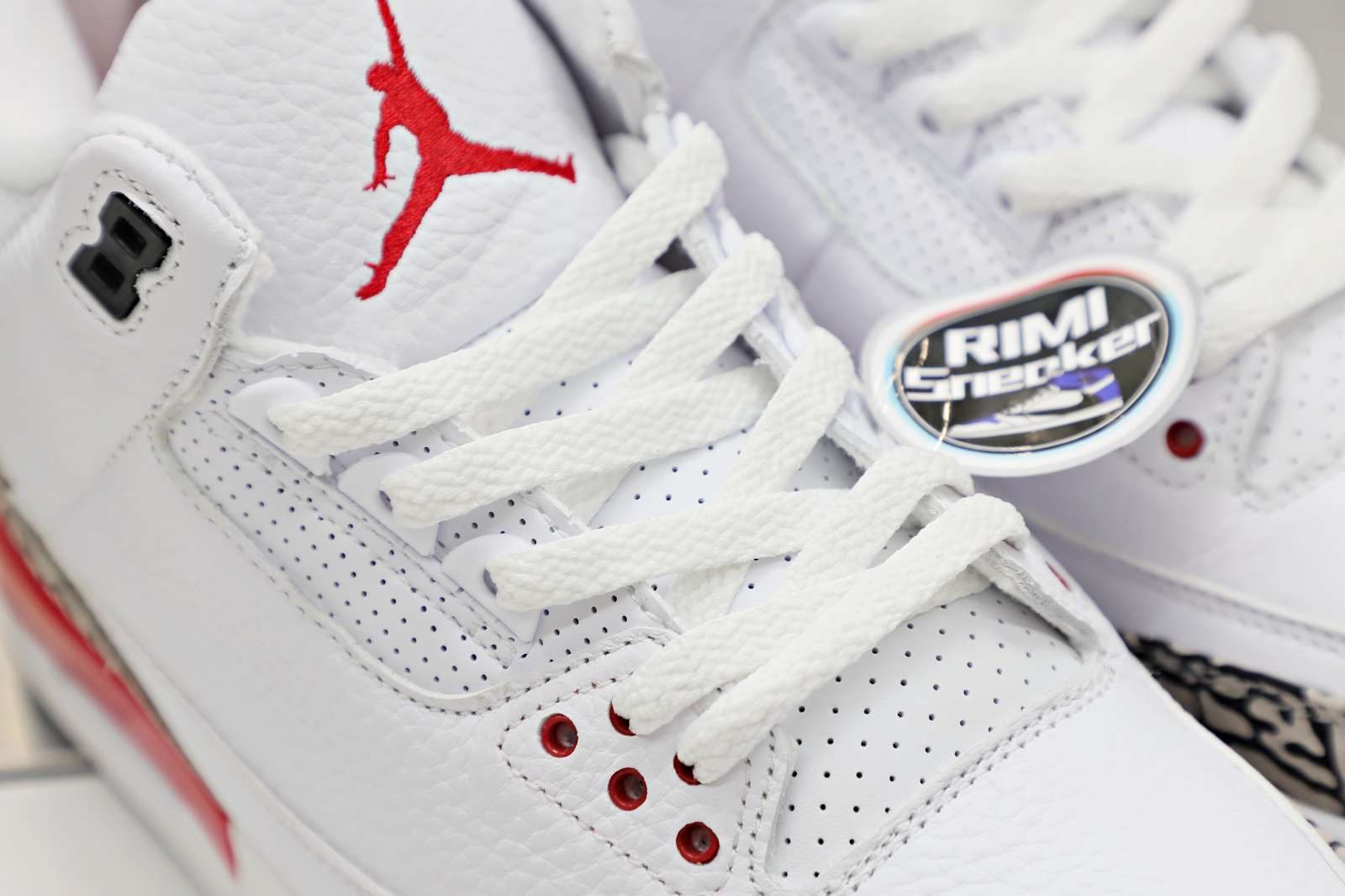 AIR JORDAN 3 RETRO