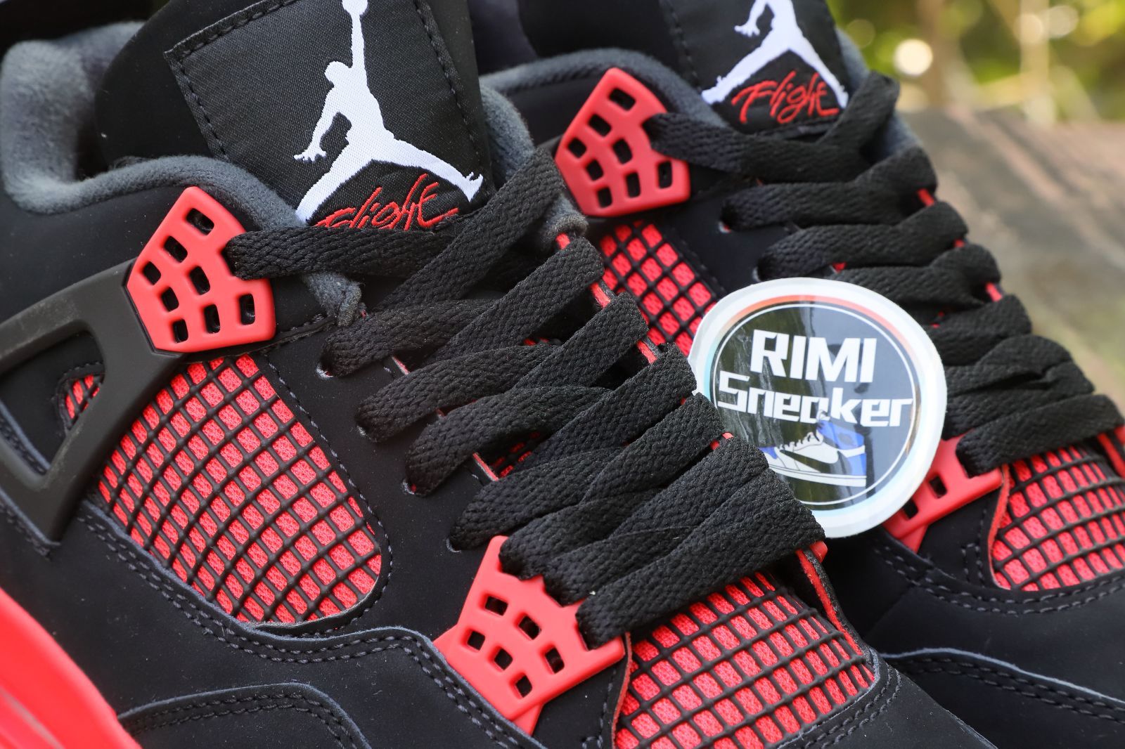 AIR JORDAN 4 RETRO