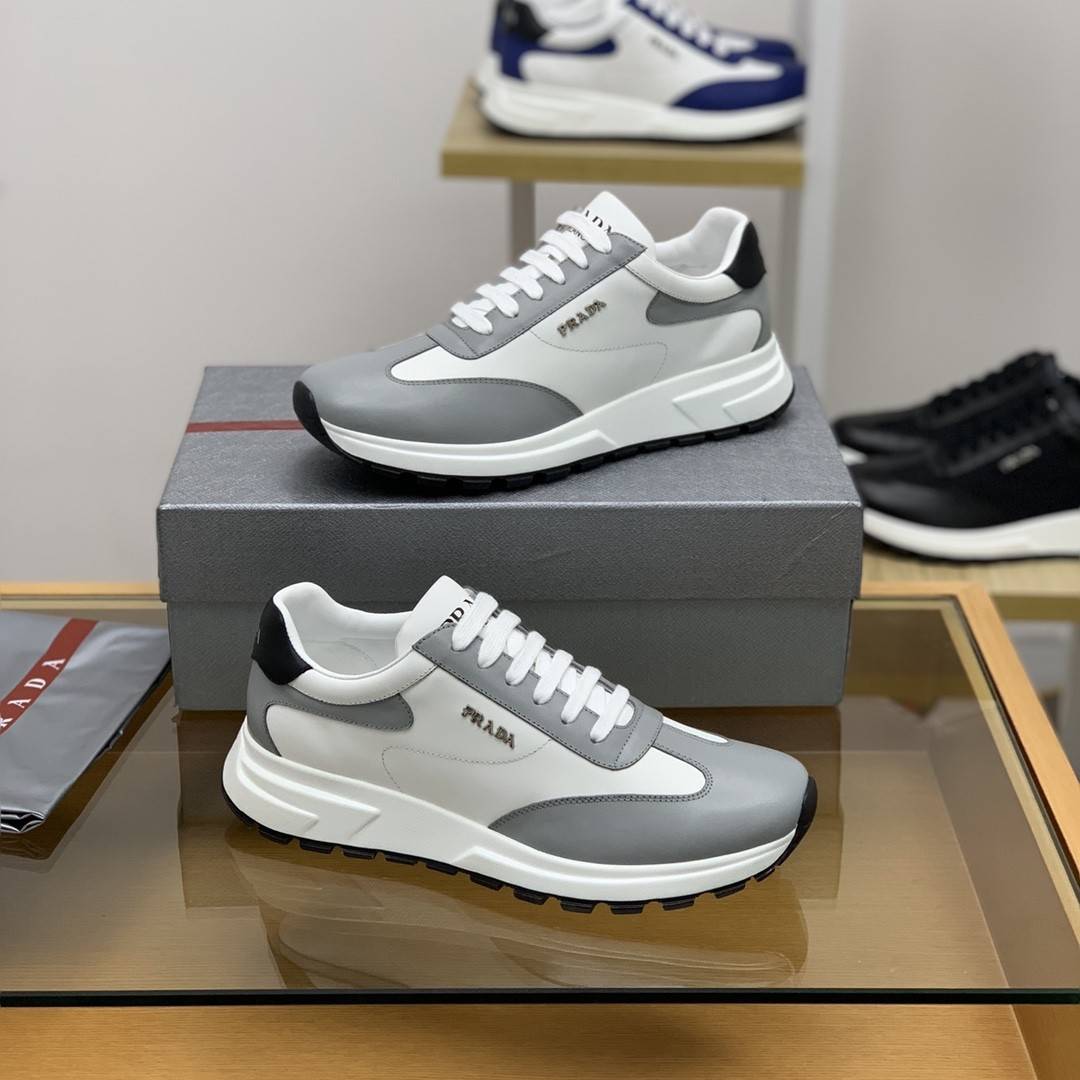 P*DA Sneakers