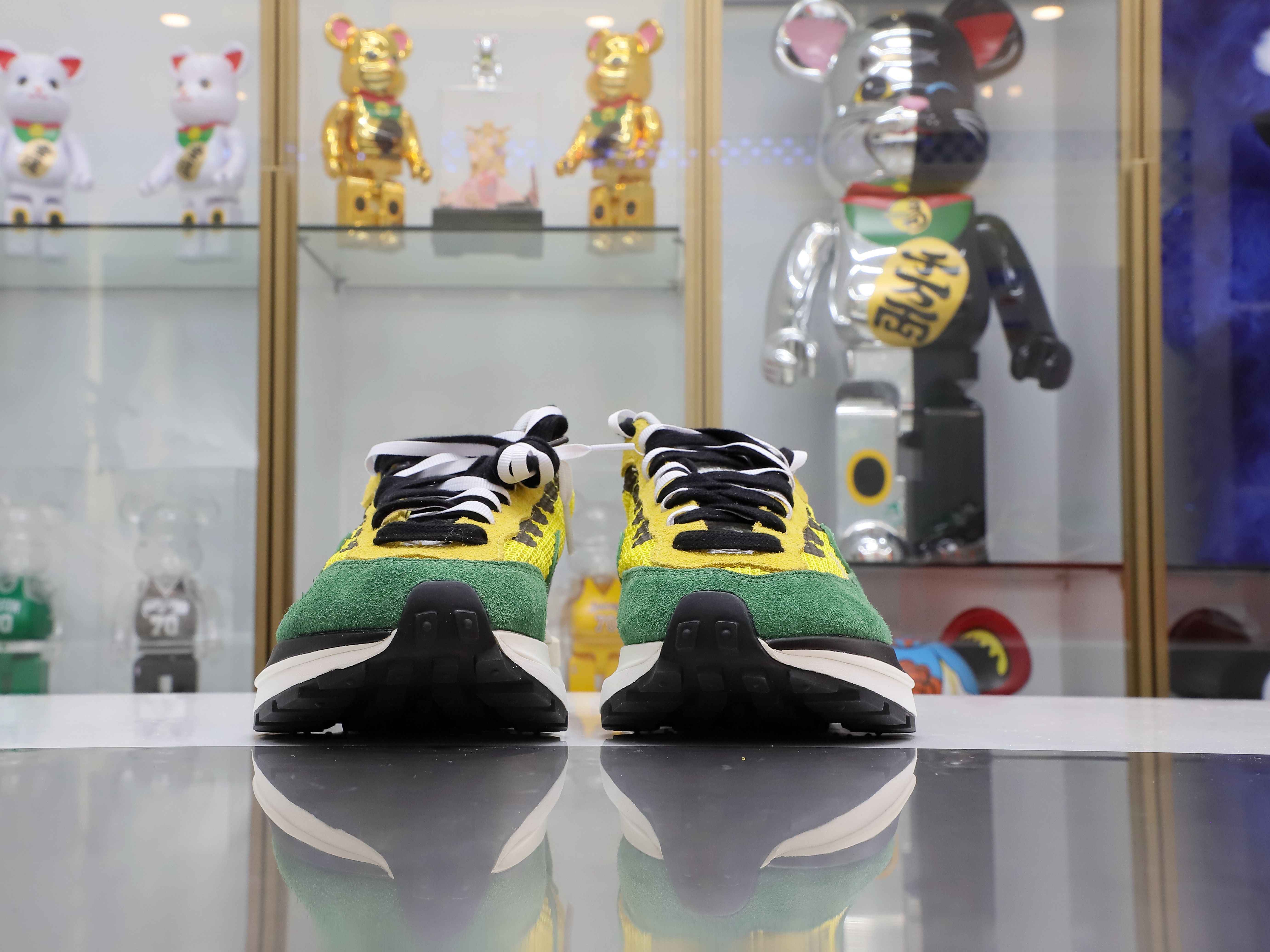 SACAI X VAPORWAFFLE
