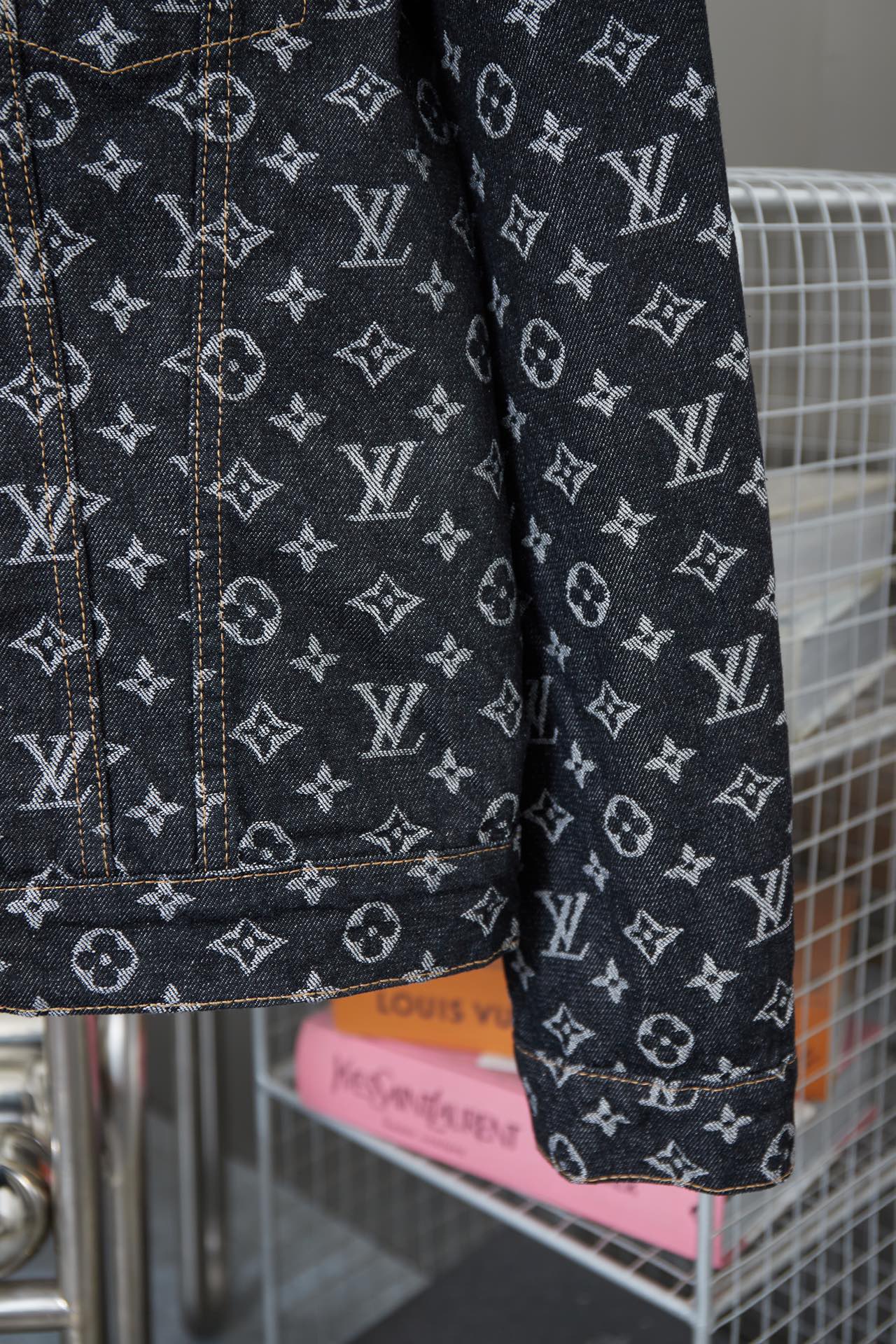 L*V x FA Monogram