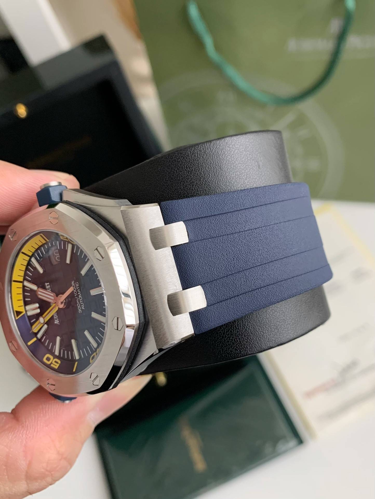 Audemars Piguet Royal Oak Offshore series mechanical men’s Watch V 8 version, Color series