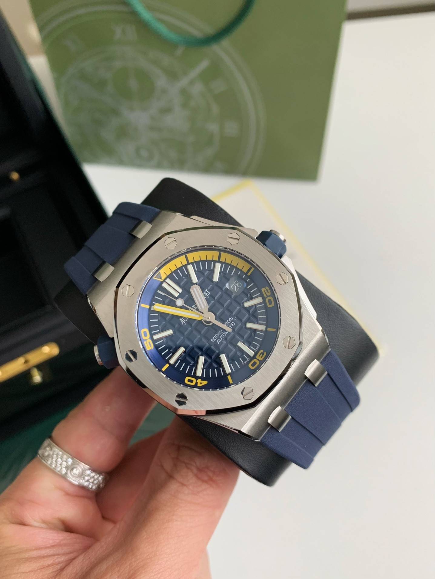 Audemars Piguet Royal Oak Offshore series mechanical men’s Watch V 8 version, Color series