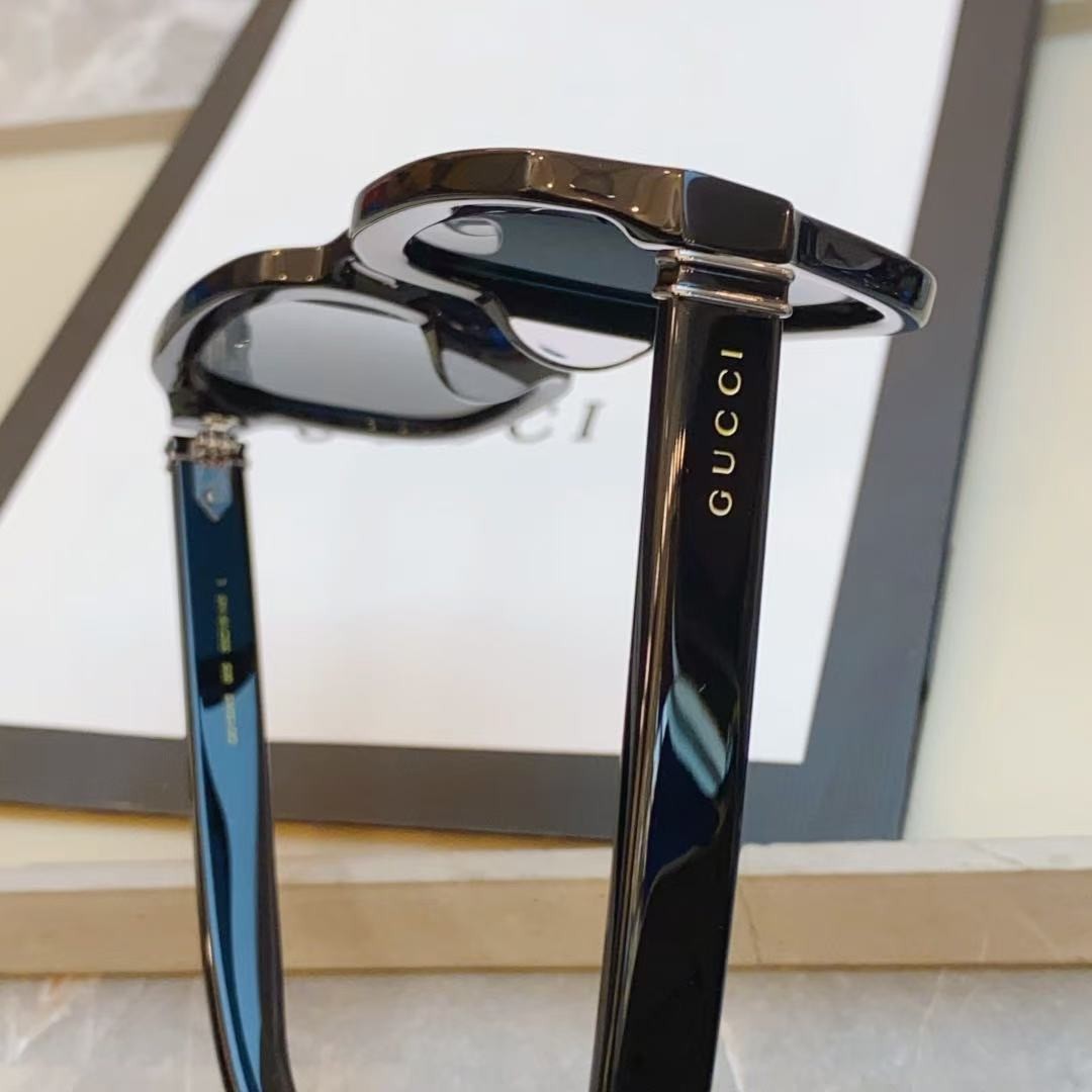 G*u*i new trend sunglasses