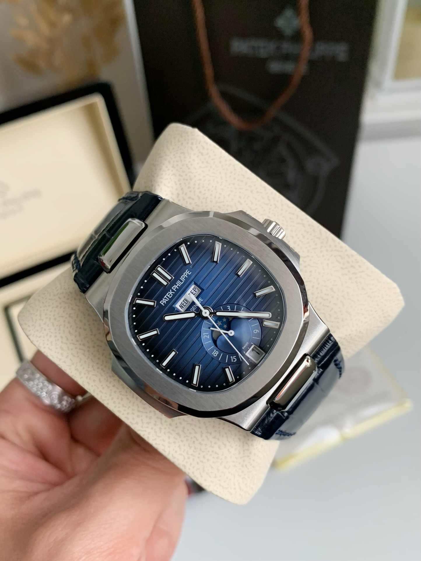 PATEK PHILIPPE 5726 series watch