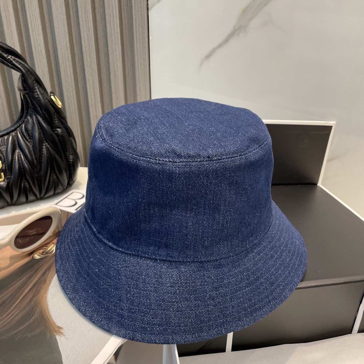 [#4996] G*u*i hat bucket hat
