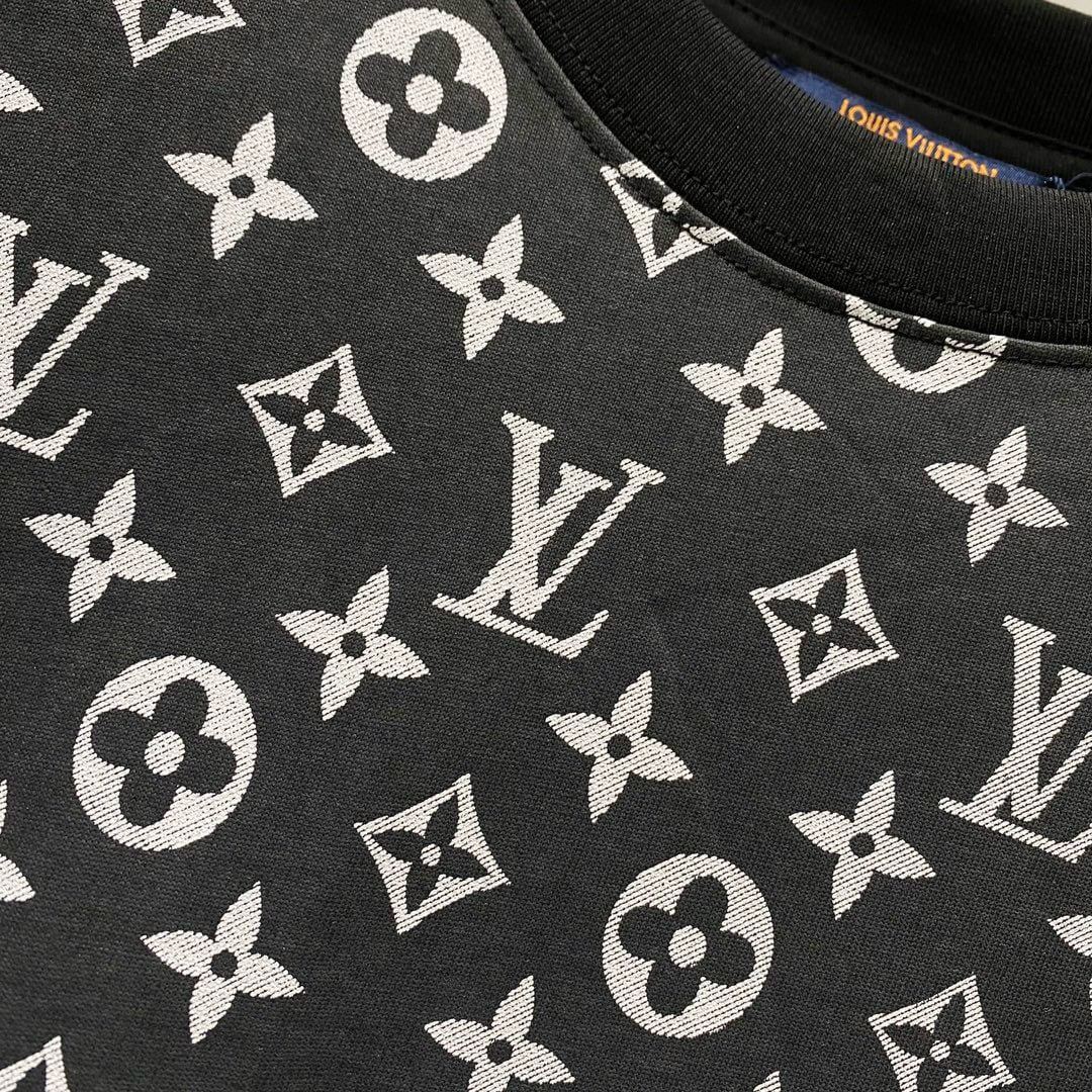Rendering Pattern T Shirt