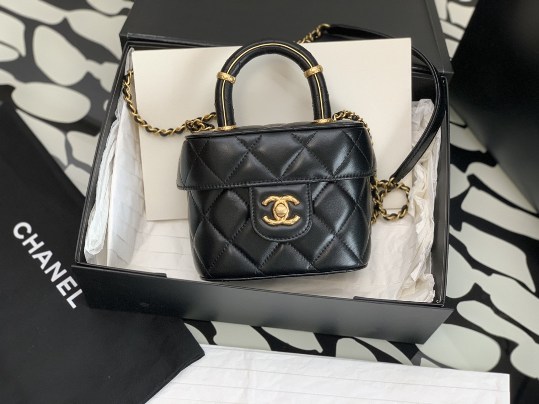 Chanle Flap Bag