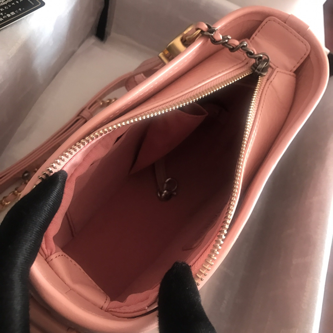 Chanle 19 Handbag