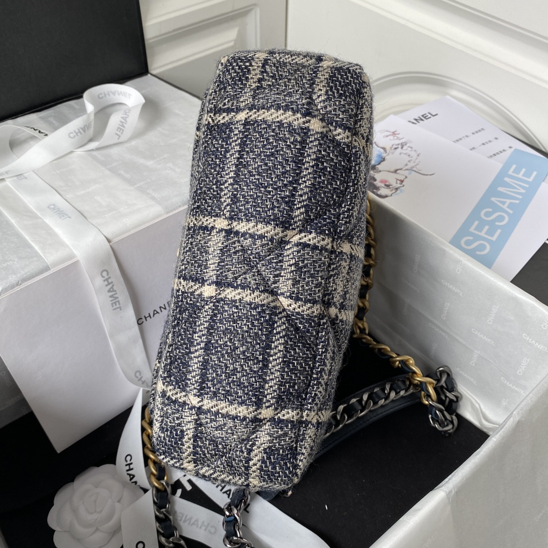 Chanle 19 Handbag
