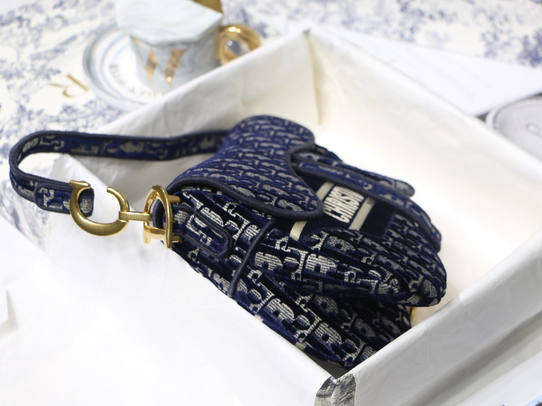 Saddle Bag