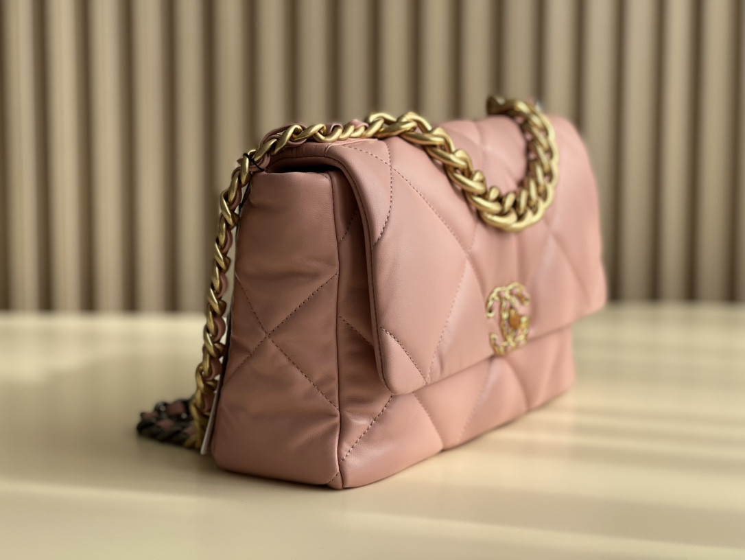 Chanle 19 Handbag