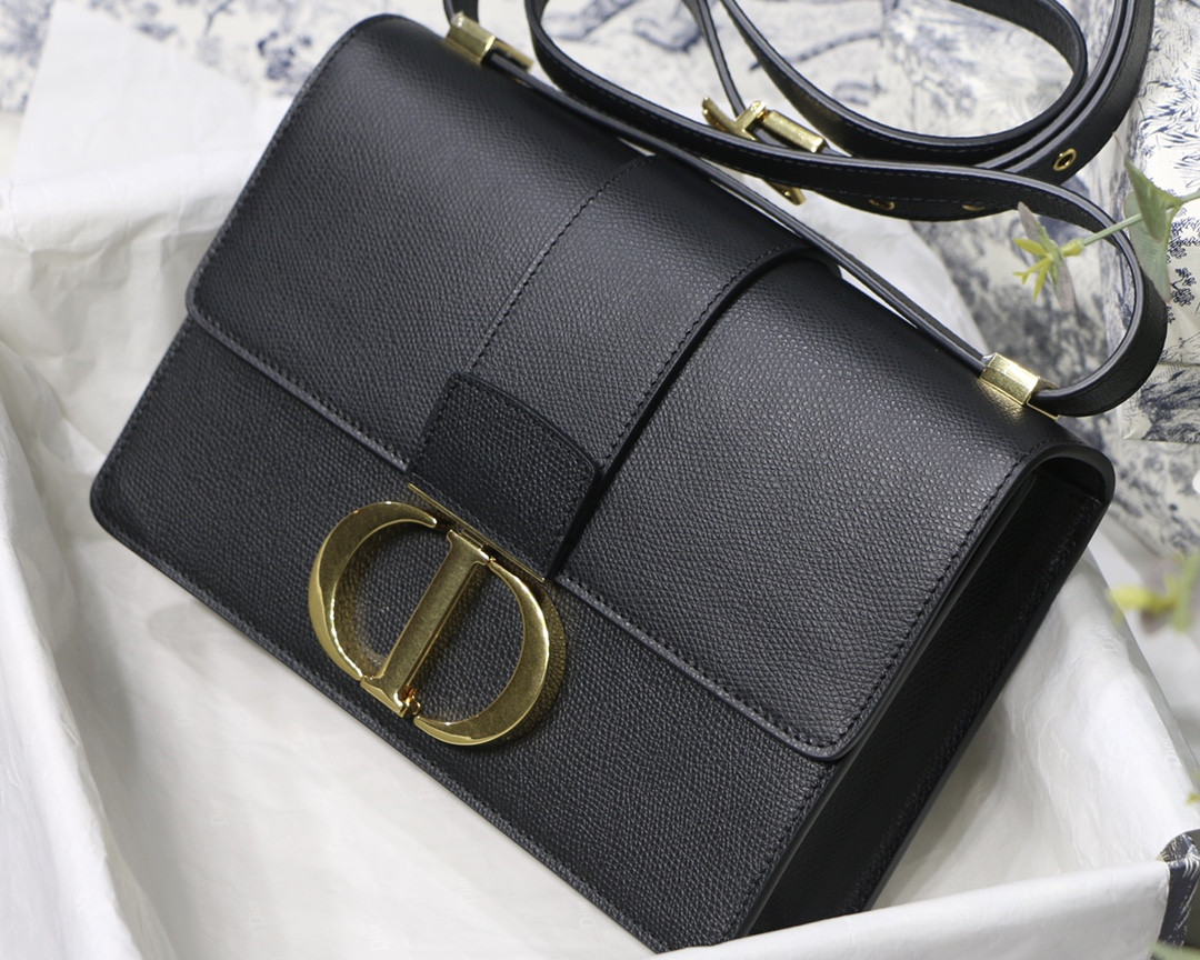 30 Montaigne Bag
