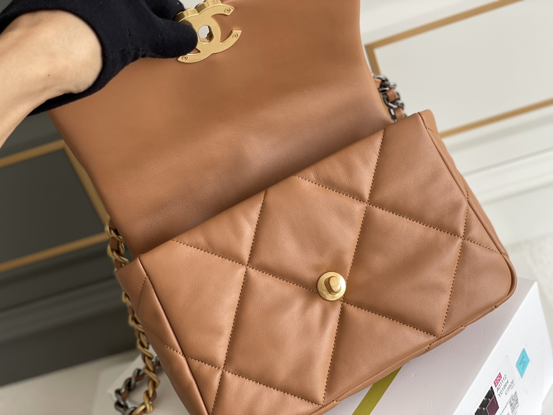 Chanle 19 Handbag