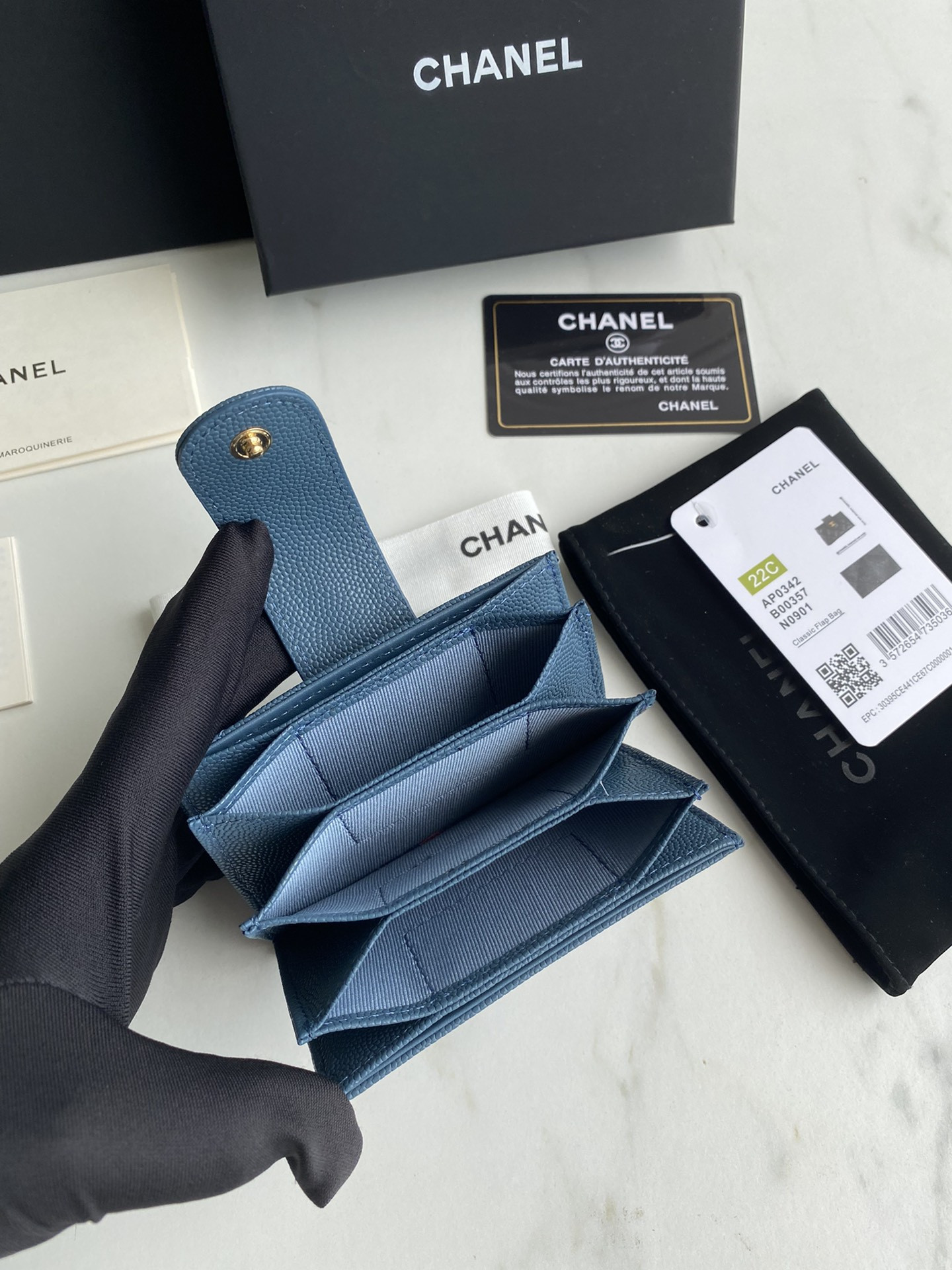 Chanle Flap Wallet