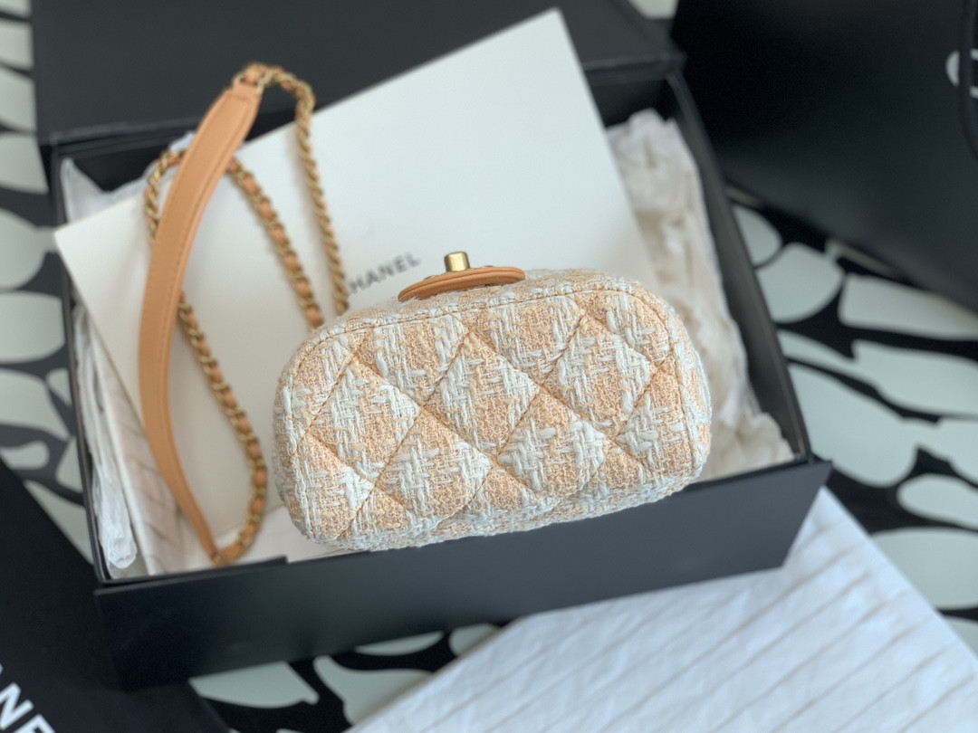 Chanle Flap Bag