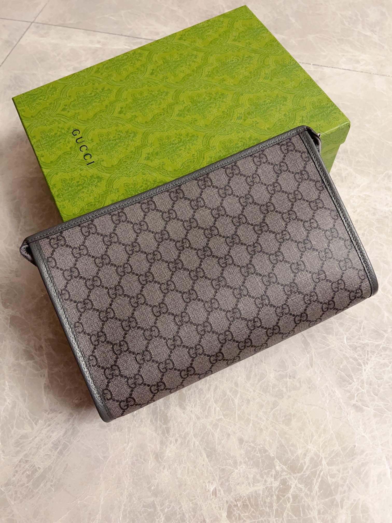 G*u*i ophidia bag