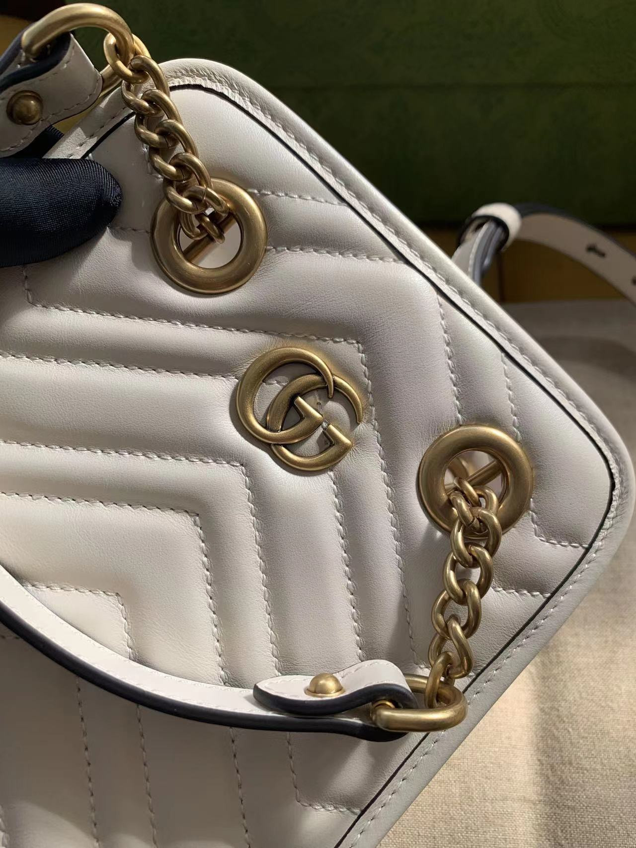 G*u*i gg marmont bag