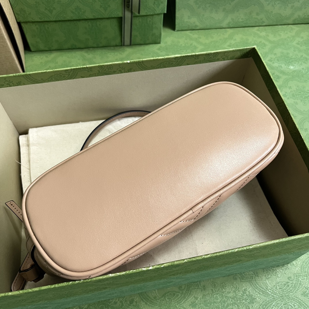 G*u*i gg marmont bag