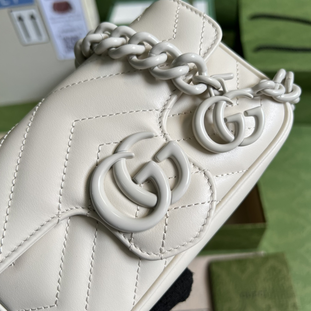 G*u*i gg marmont bag