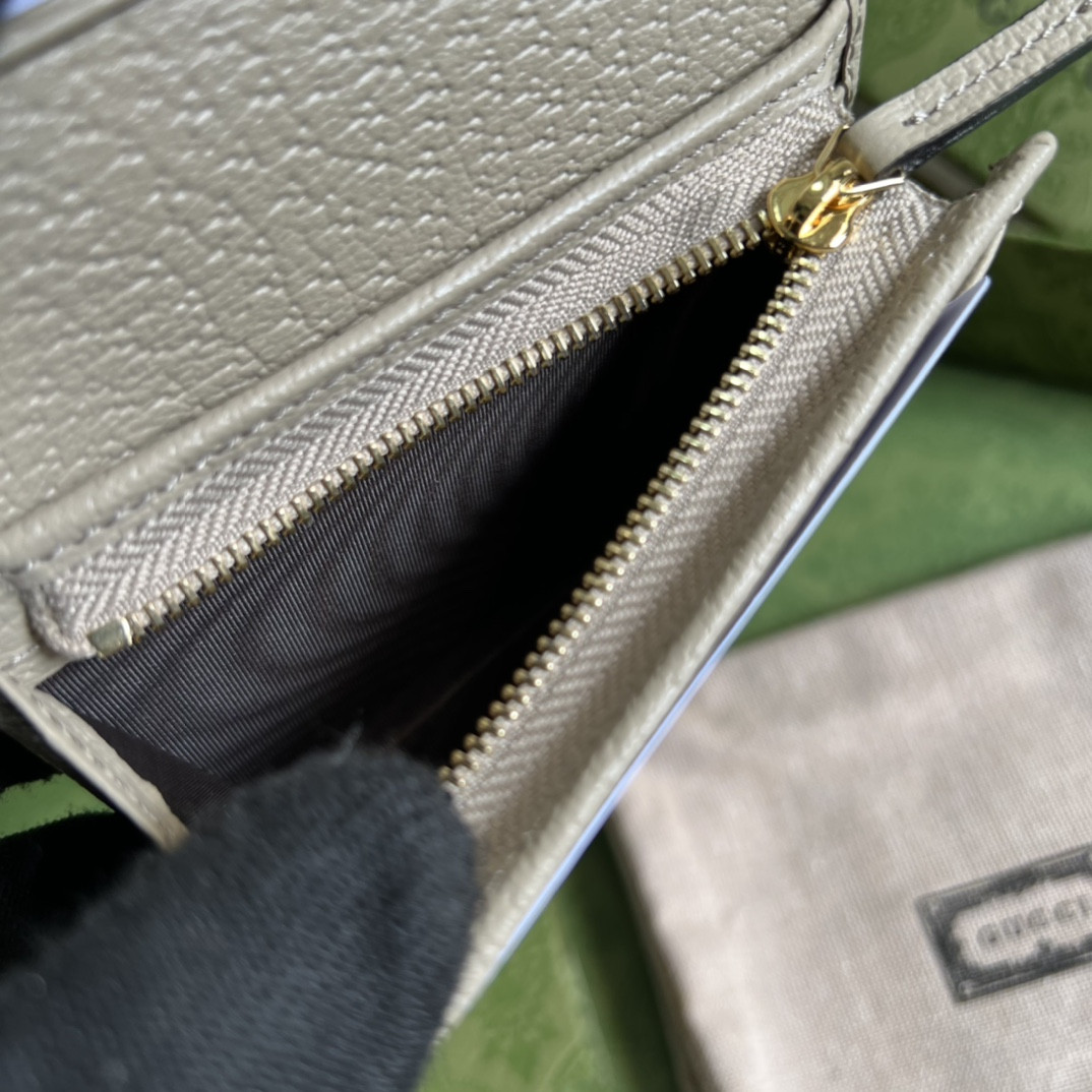 G*u*i horsebit 1955 bag