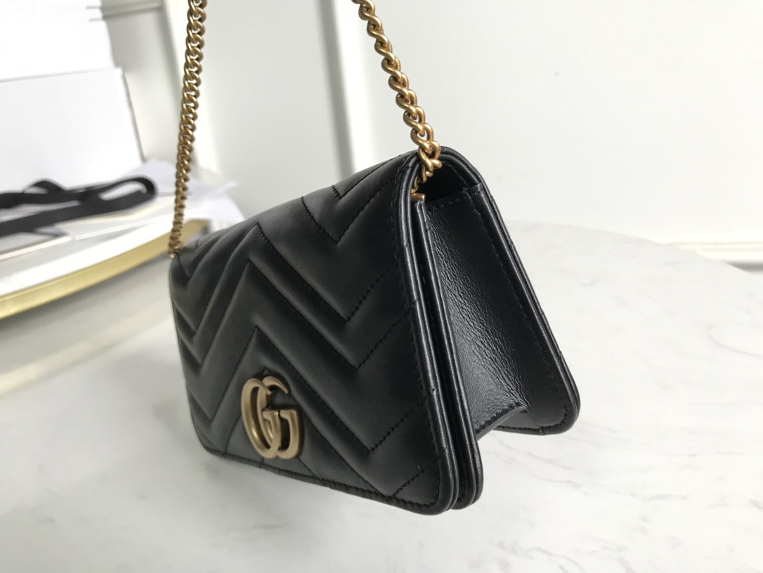 G*u*i gg marmont bag