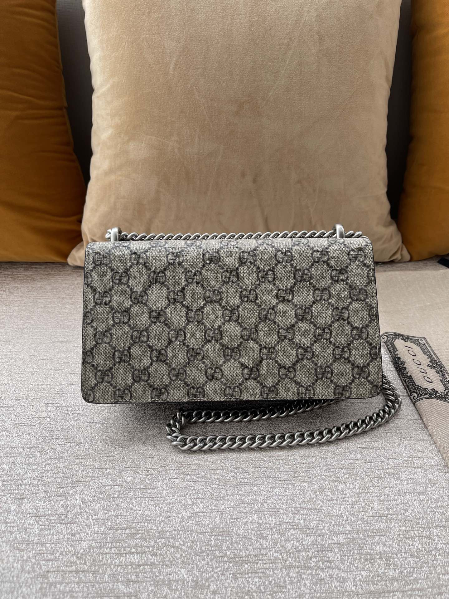 G*u*i dionysus bag