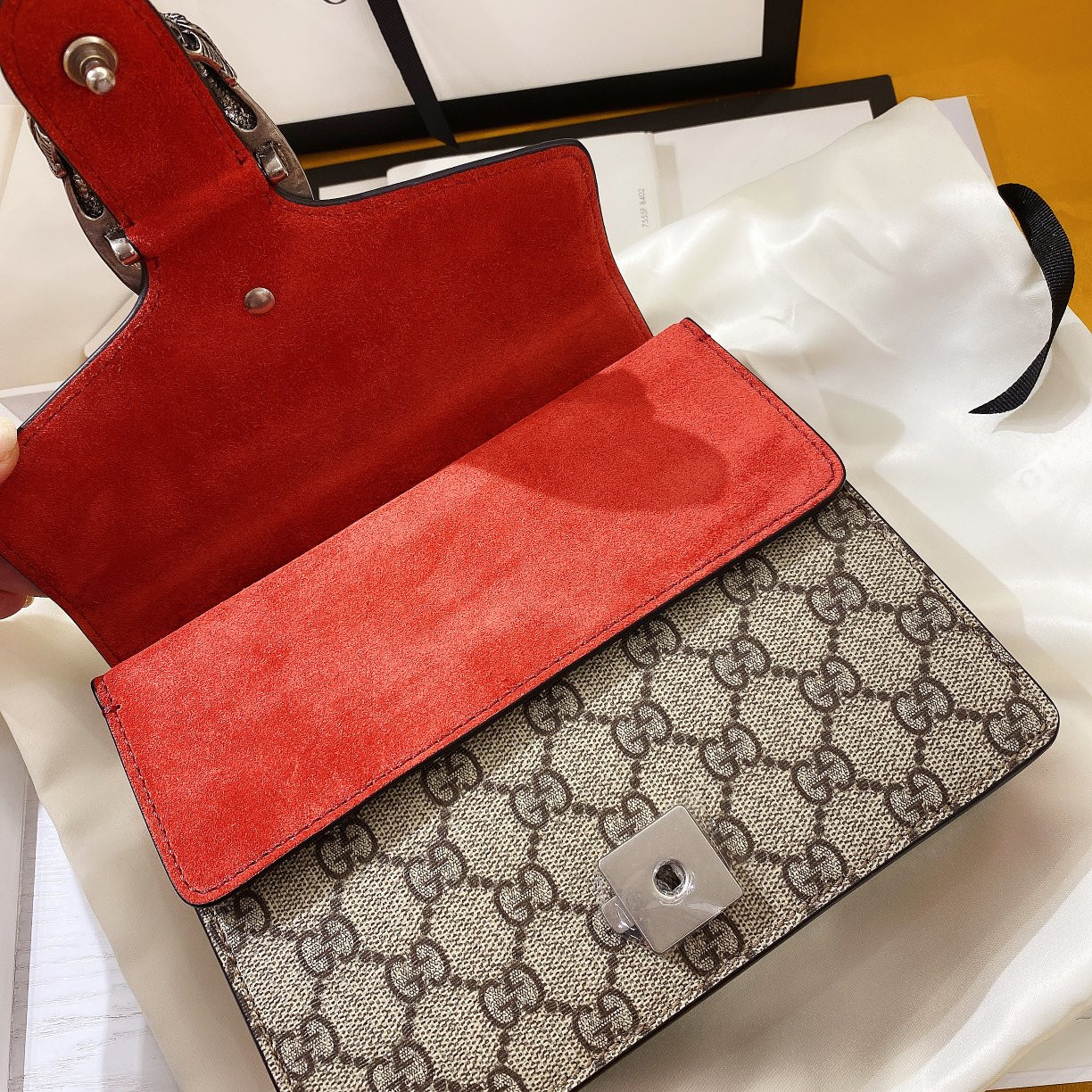 G*u*i dionysus bag