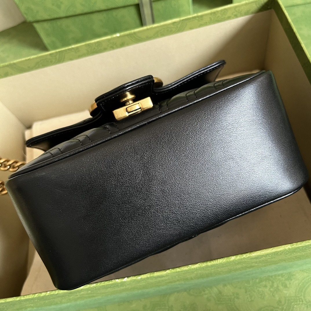 G*u*i gg marmont bag