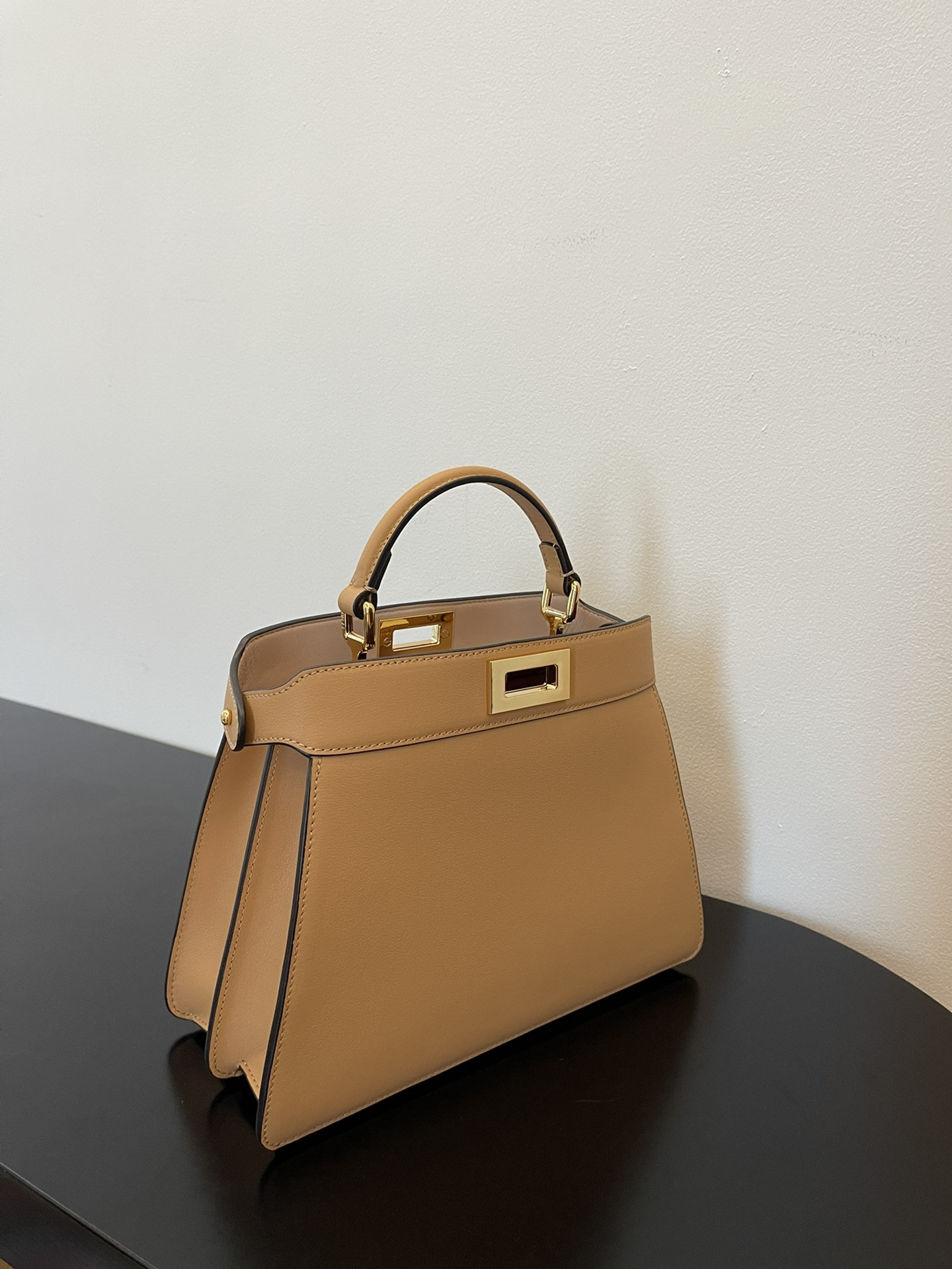 Fendi Peekaboo Iseeu Small